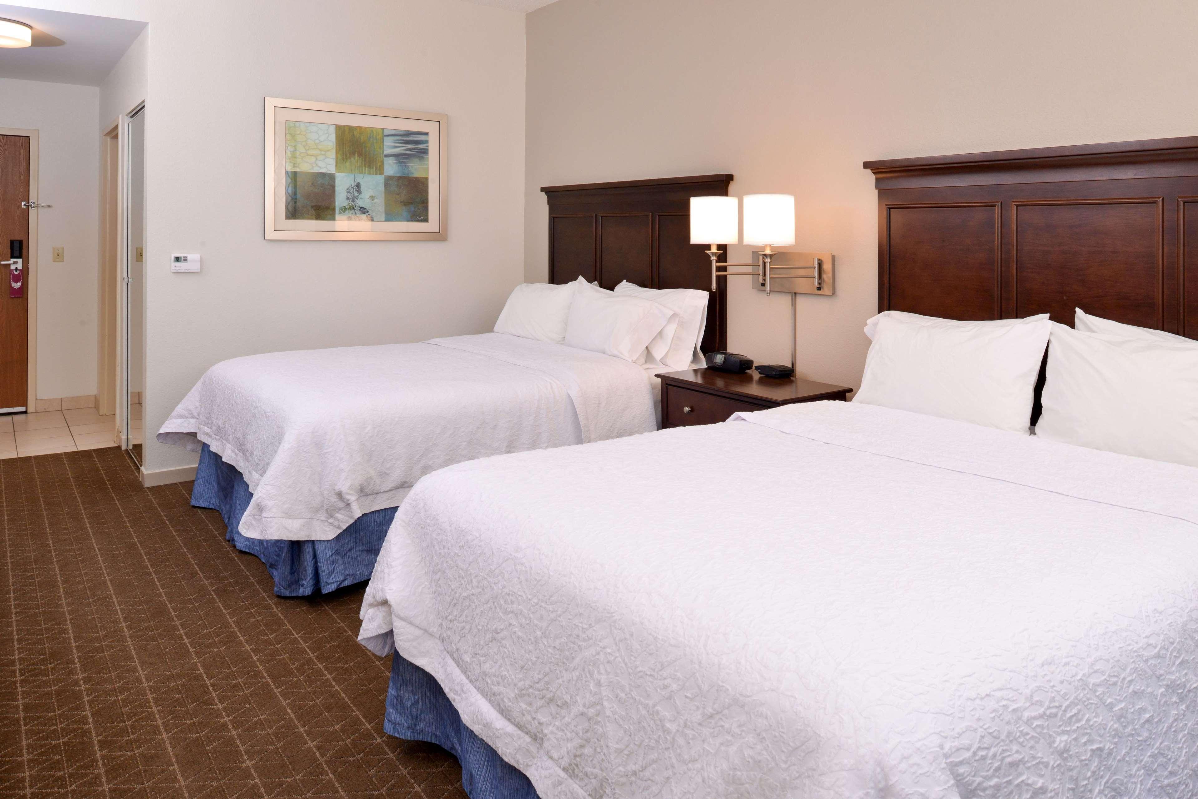 Hampton Inn & Suites Pueblo-Southgate Bagian luar foto
