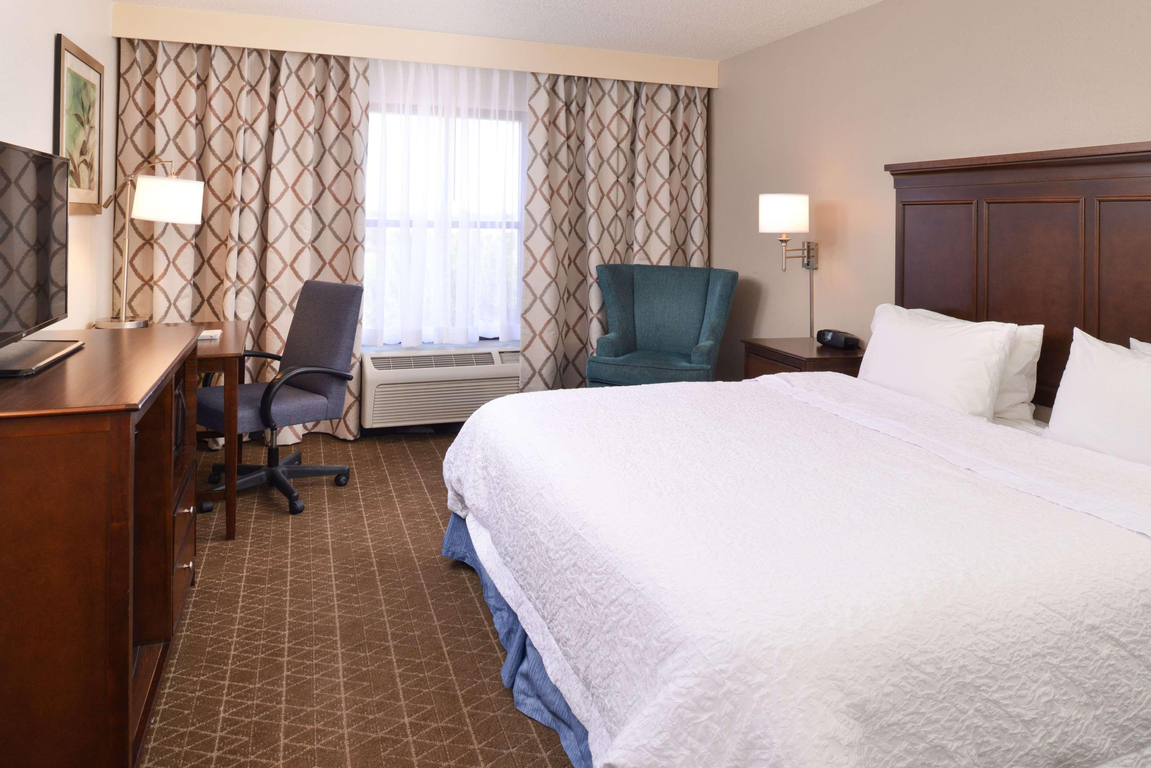 Hampton Inn & Suites Pueblo-Southgate Bagian luar foto