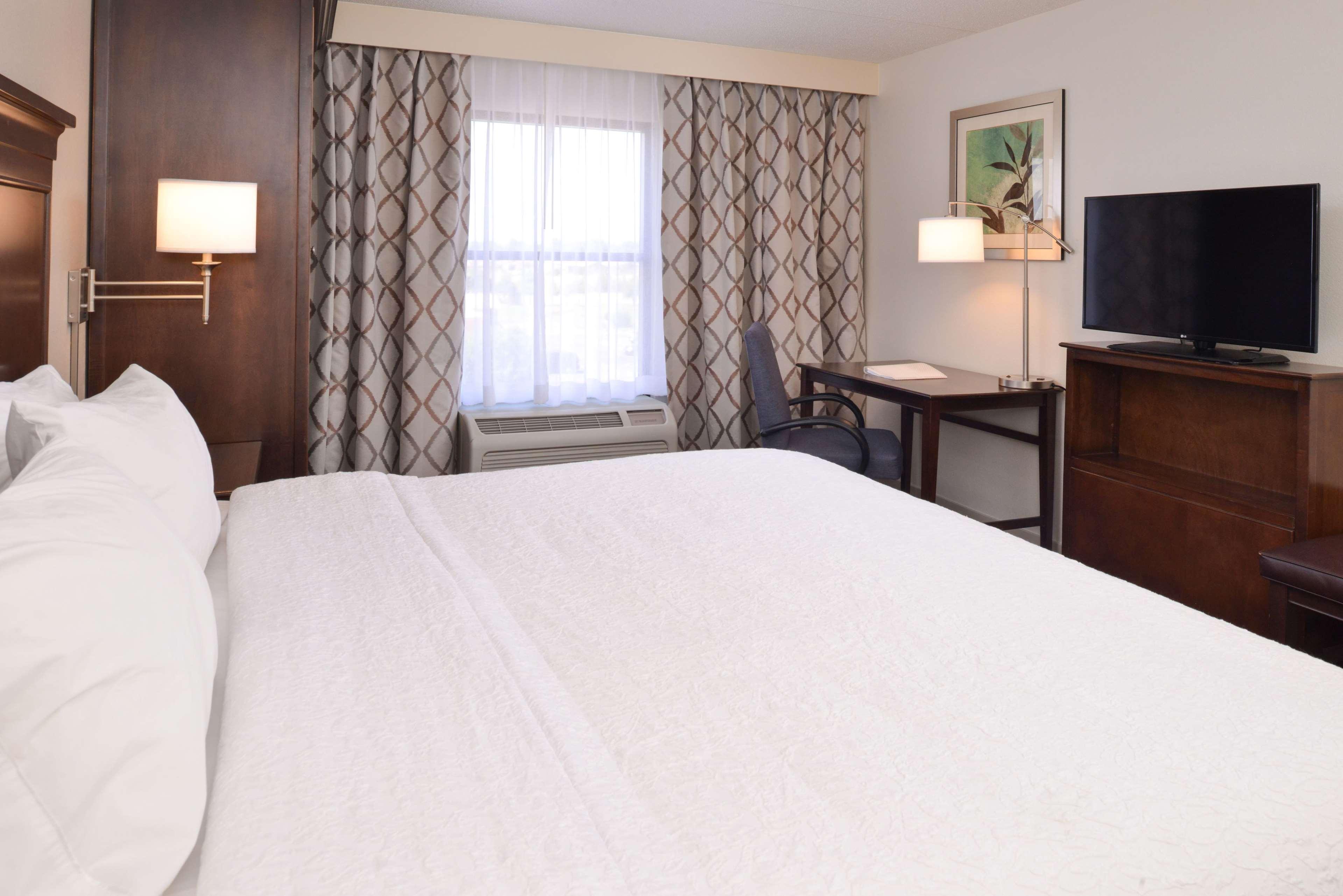 Hampton Inn & Suites Pueblo-Southgate Bagian luar foto