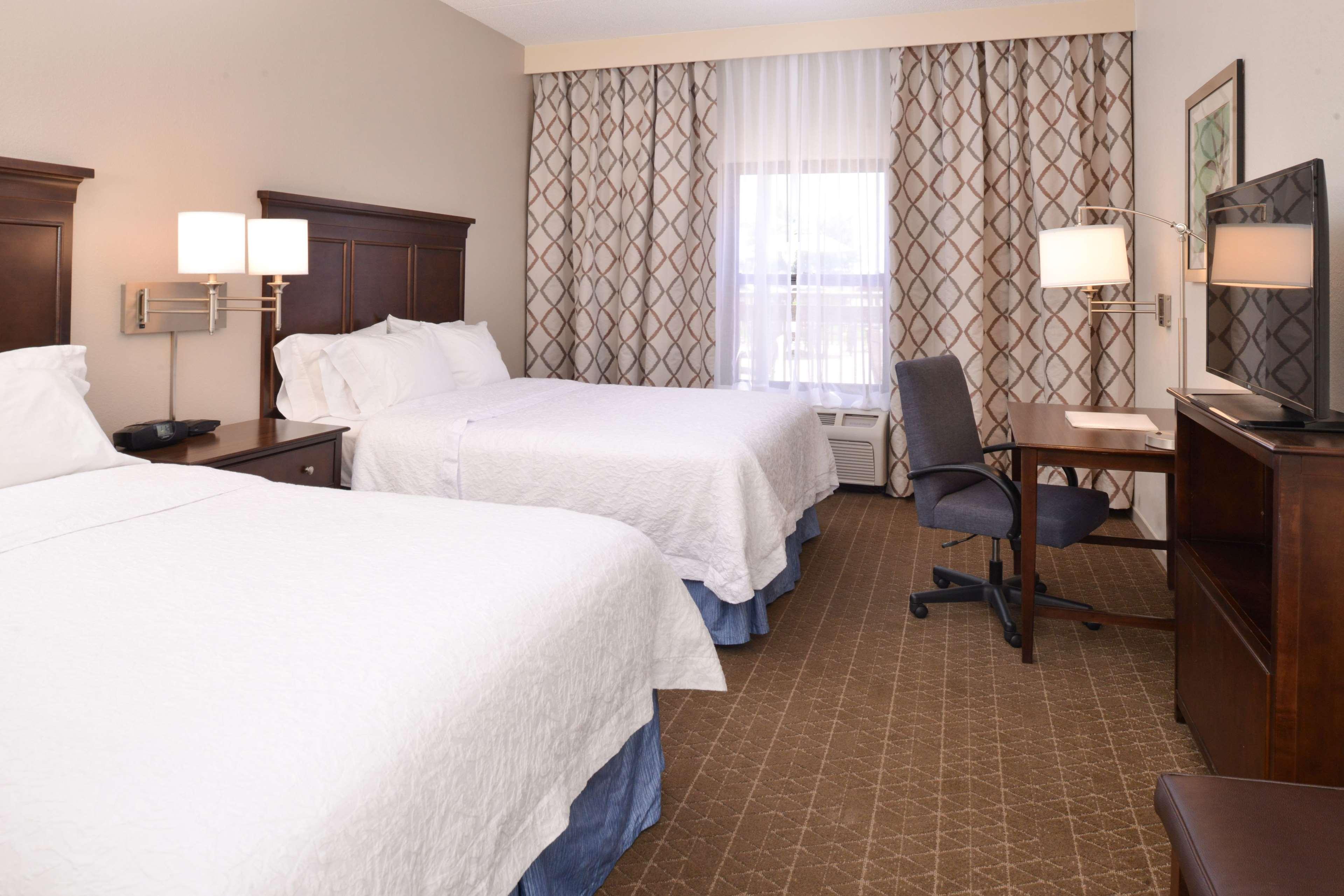 Hampton Inn & Suites Pueblo-Southgate Bagian luar foto