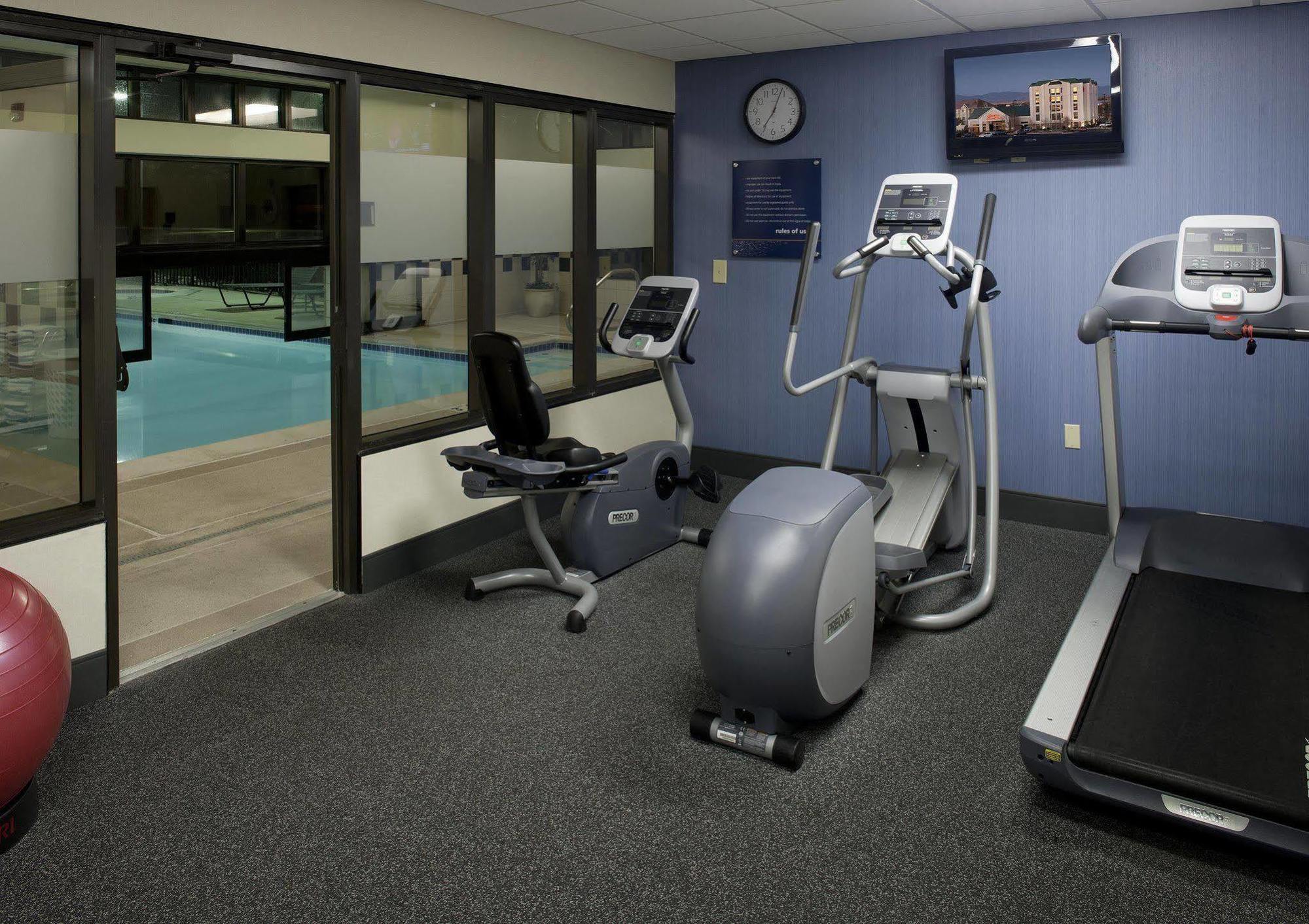Hampton Inn & Suites Pueblo-Southgate Bagian luar foto